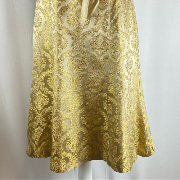 MAGGY LONDON Brocade Empire Dress Ruched Accented Bow High Waist Size 4 - Picture 5 of 10